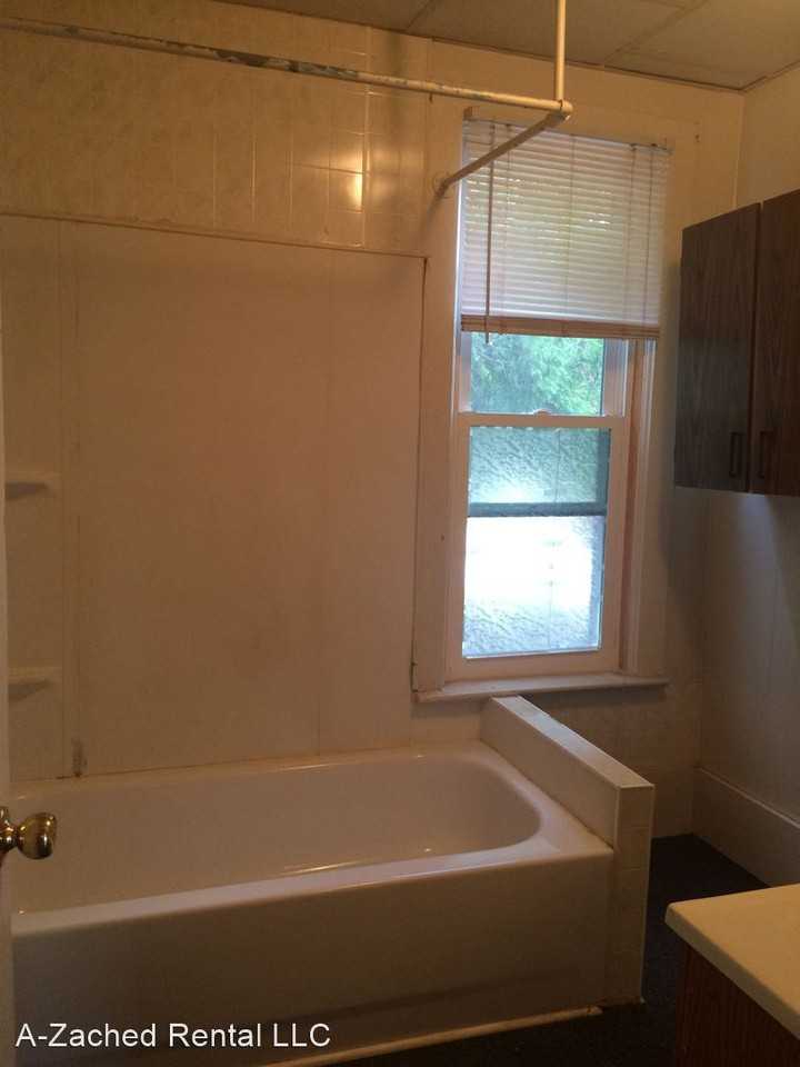 333 W 3rd St - Photo 3 of 7