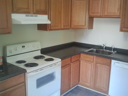 413 Annette Dr - Photo 2 of 17