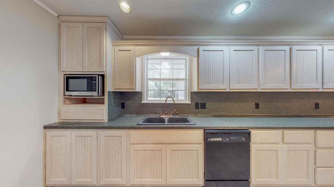 1103 Neal Pickett Dr - Photo 3 of 48