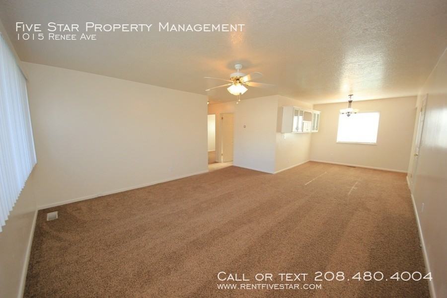 1015 Renee Ave - Photo 2 of 9