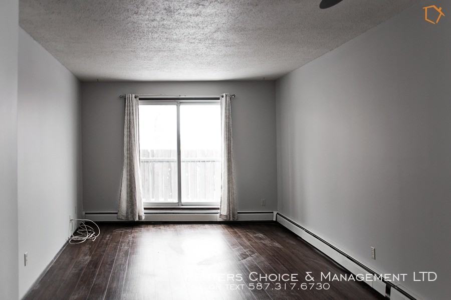 6202 Apartment Building #3-6202-52S - Photo 3 of 12