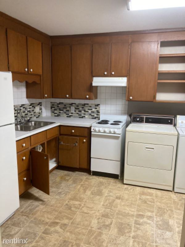 206 N 2nd St - Photo 2 of 13