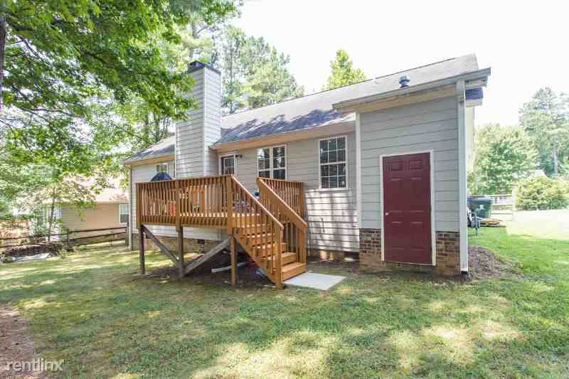 225 Harvester Dr - Photo 2 of 14