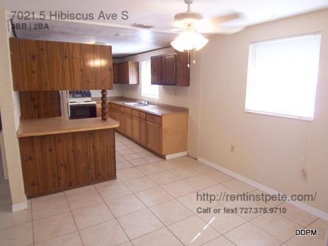 7021 Hibiscus Ave S - Photo 3 of 14