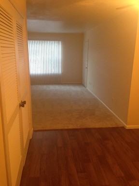 8439 Ahern Dr - Photo 3 of 6