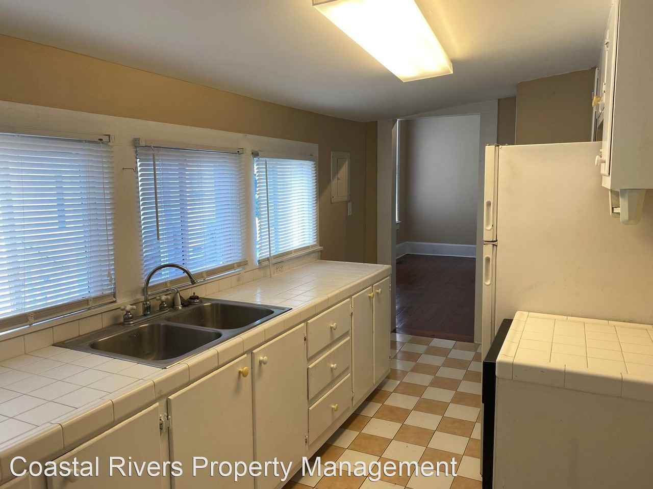 607 W 2nd St - Photo 2 of 8