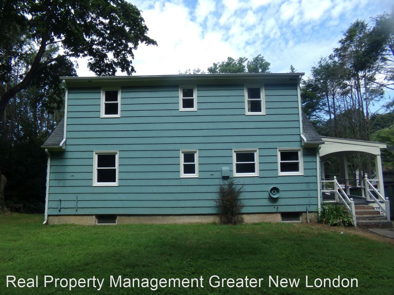 7 Meadow Dr - Photo 2 of 18