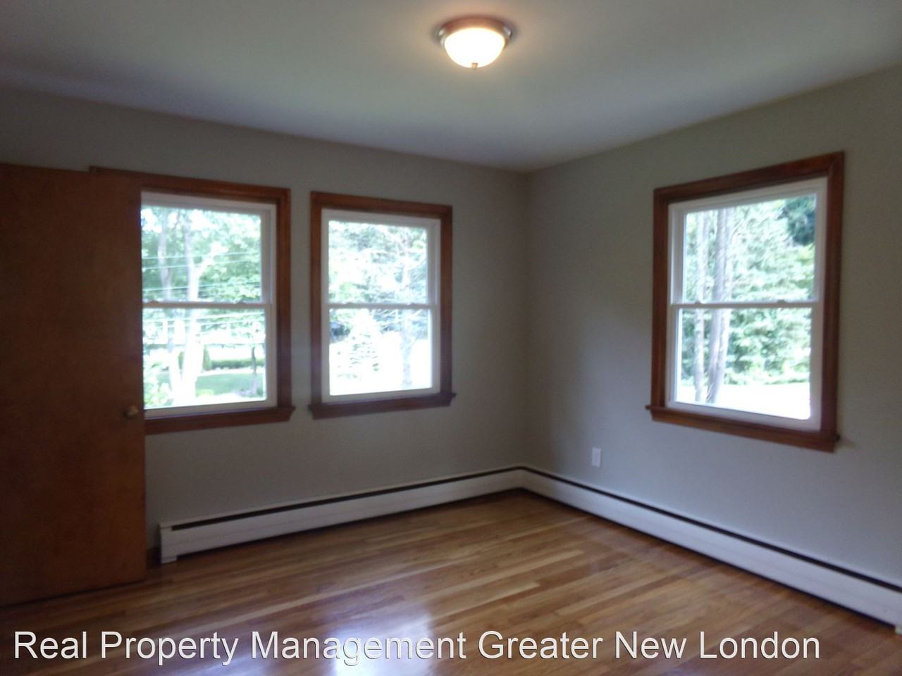 7 Meadow Dr - Photo 3 of 18