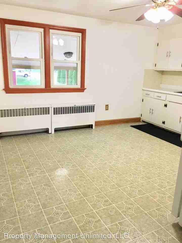 35 Loucks St - Photo 3 of 15