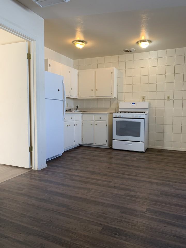 1200 Ortiz Dr Se - Photo 4 of 16