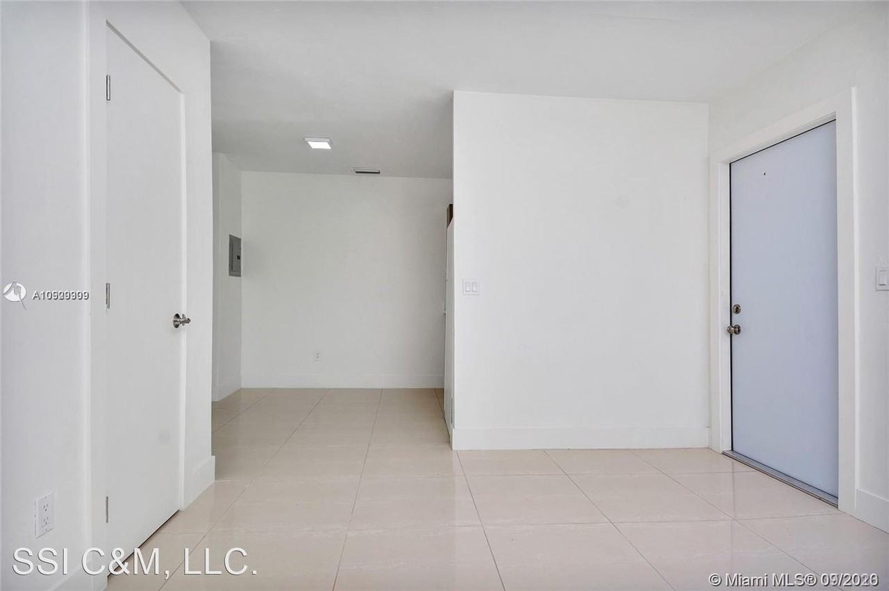 1911 NW 30 ST - Photo 2 of 7