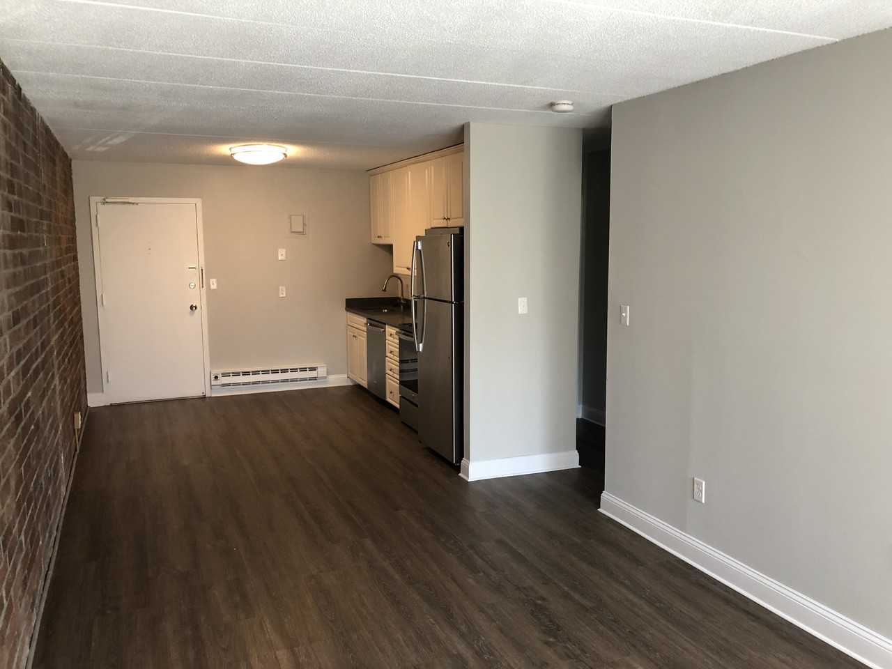 Worcester Rd. - Photo 3 of 16