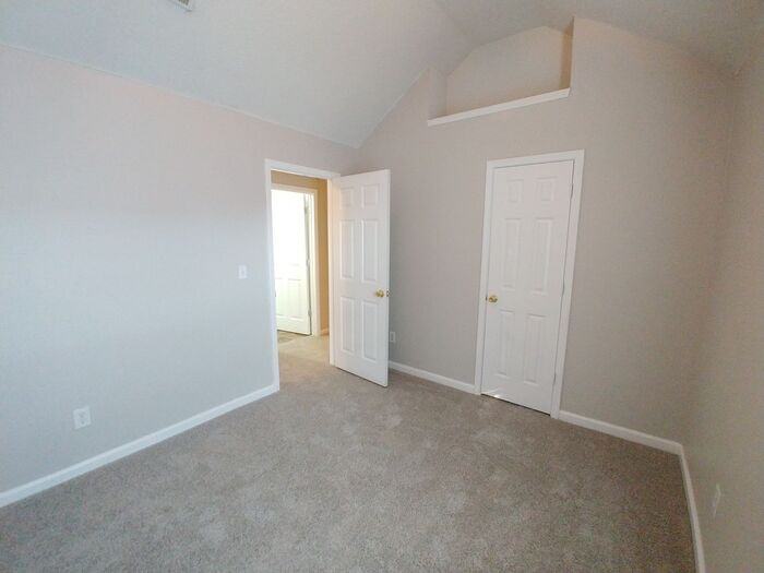 3010 Stonebridge Creek Dr - Photo 2 of 11