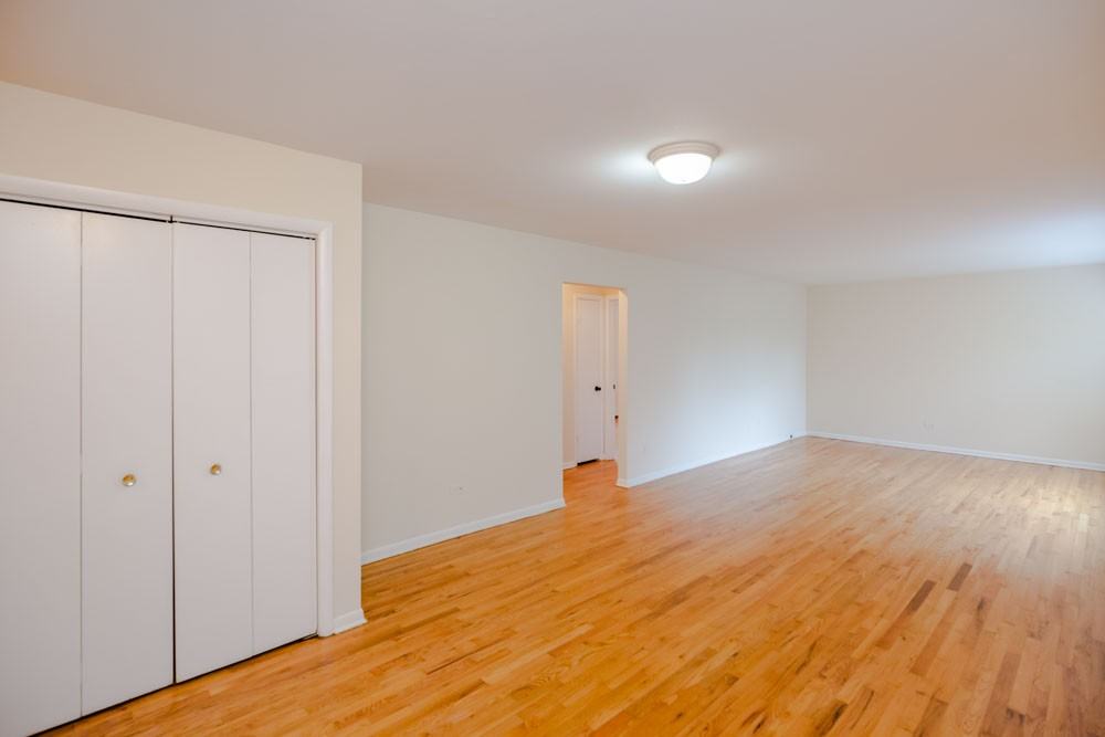 2003 W Touhy Ave #2003-104 - Photo 2 of 12