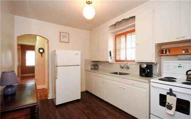 34 Joanith Drive - Photo 3 of 10