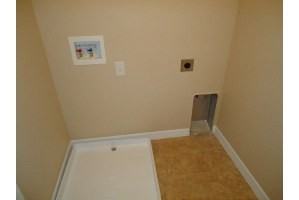 9033 32nd Ct E - Photo 3 of 22