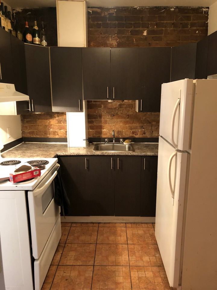 4057 Rue Ontario Est - Photo 2 of 11