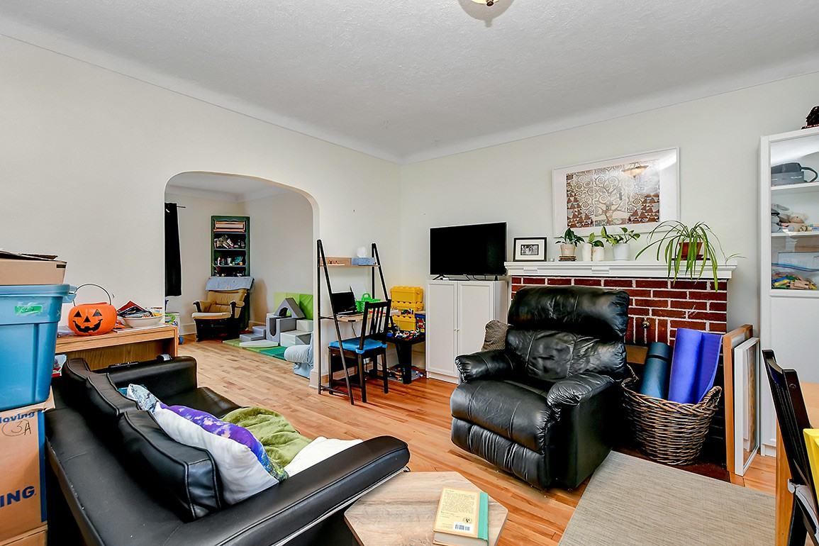 184 Aylmer Avenue - Photo 3 of 20