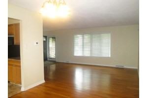 6037 Spring Ln - Photo 3 of 20