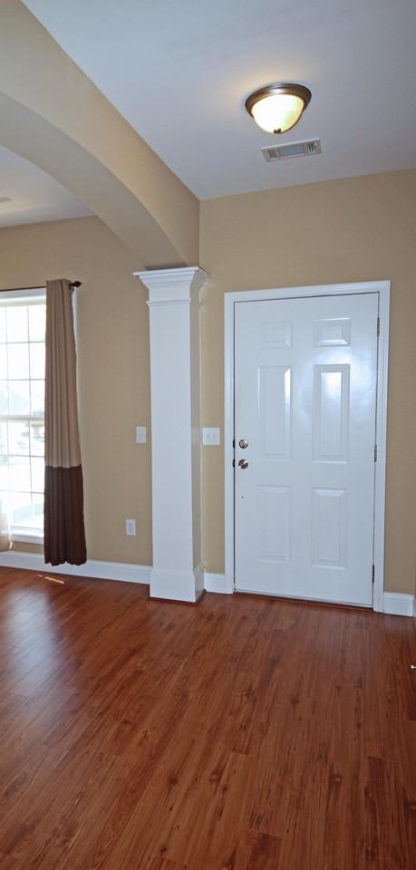 823 Terrace Creek Dr - Photo 2 of 23