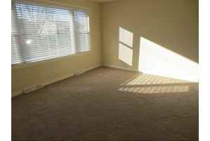 7522 164th Pl - Photo 2 of 14