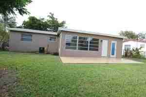 4290 NW 38th Ave - Photo 3 of 19