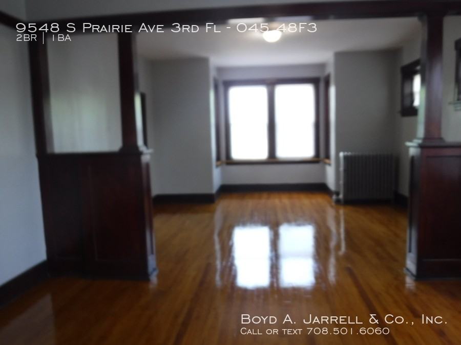 9548 S Prairie Ave Apt 3rd #045-48F3 - Photo 3 of 11