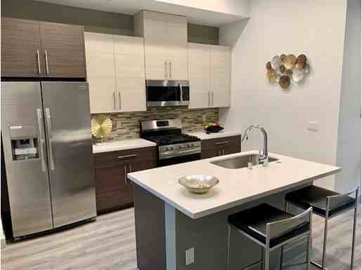 4027 Grand View Blvd #12 - Photo 2 of 14