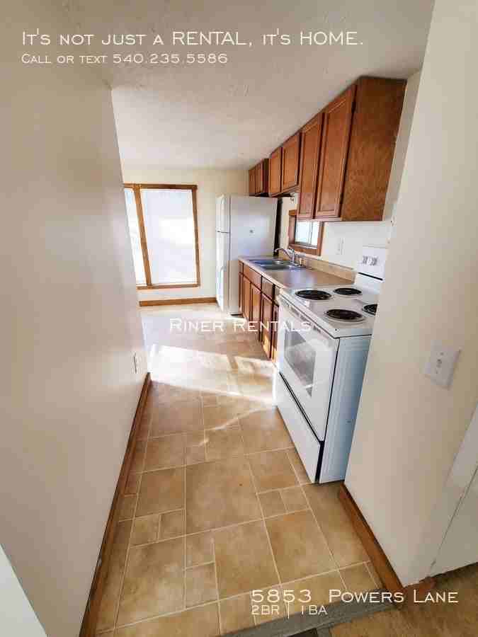5853 Powers Ln - Photo 2 of 11