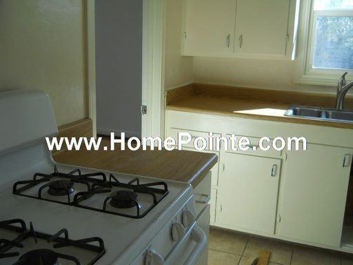 5640 Fruitridge Rd - Photo 3 of 7
