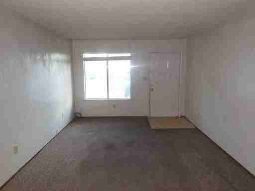 1181 Kelso St - Photo 3 of 14