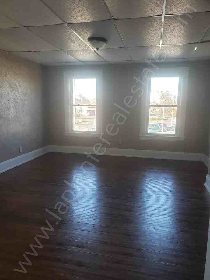 663 South Ave Unit 2 - Photo 3 of 12