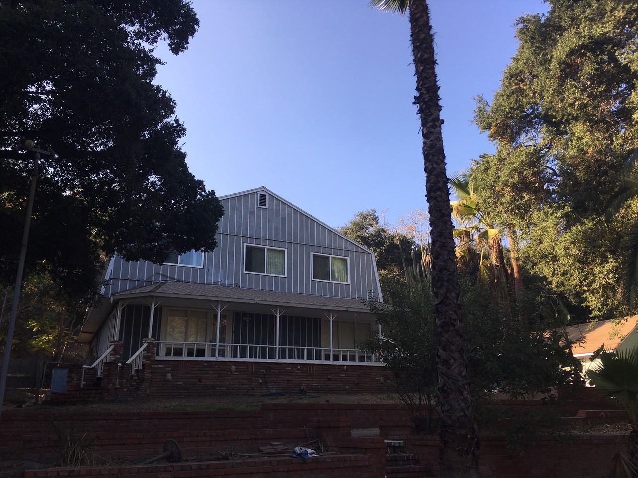 Monrovia two-store House - Photo 2 of 2