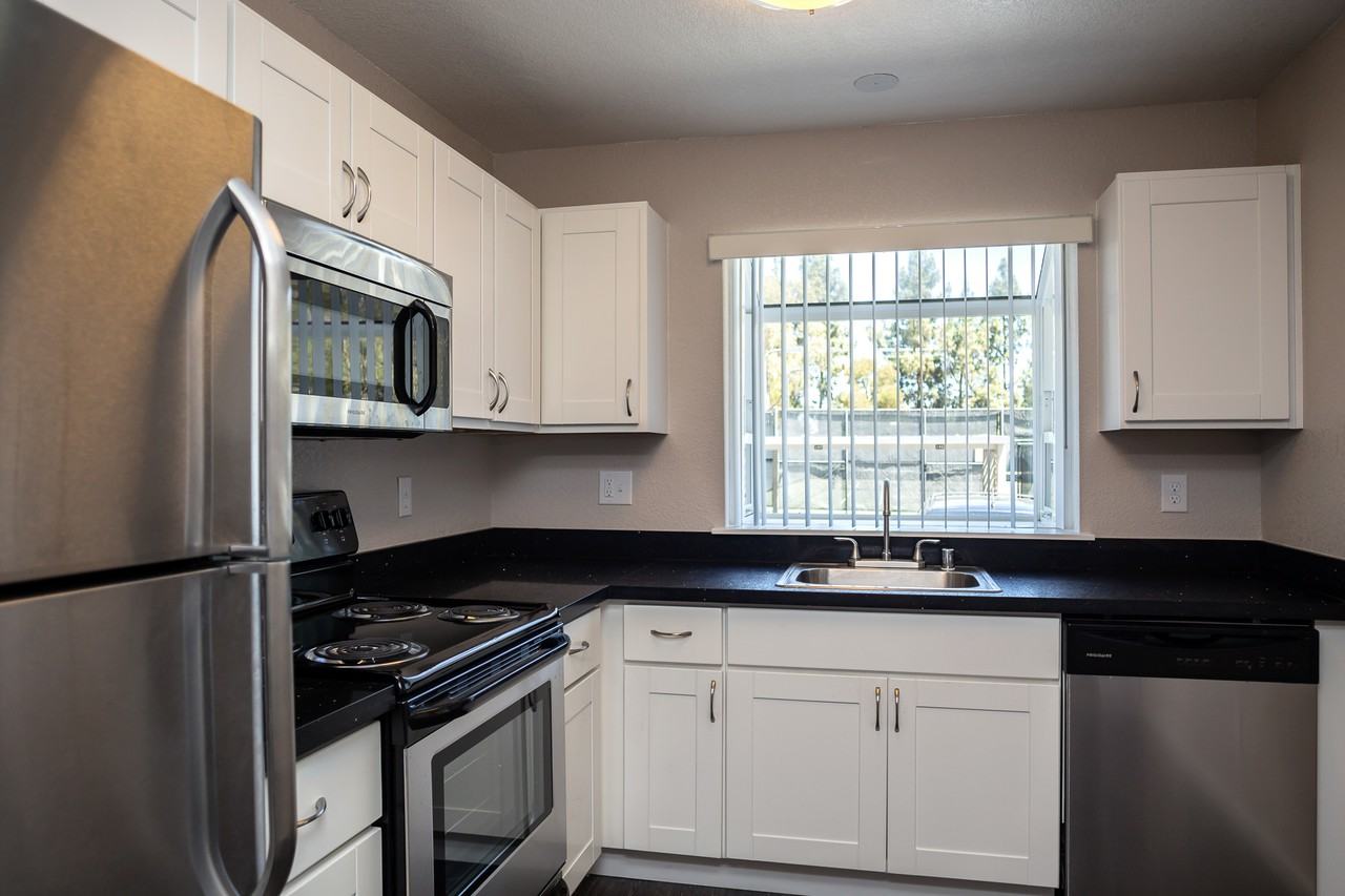 Willow Creek - Photo 6 of 40