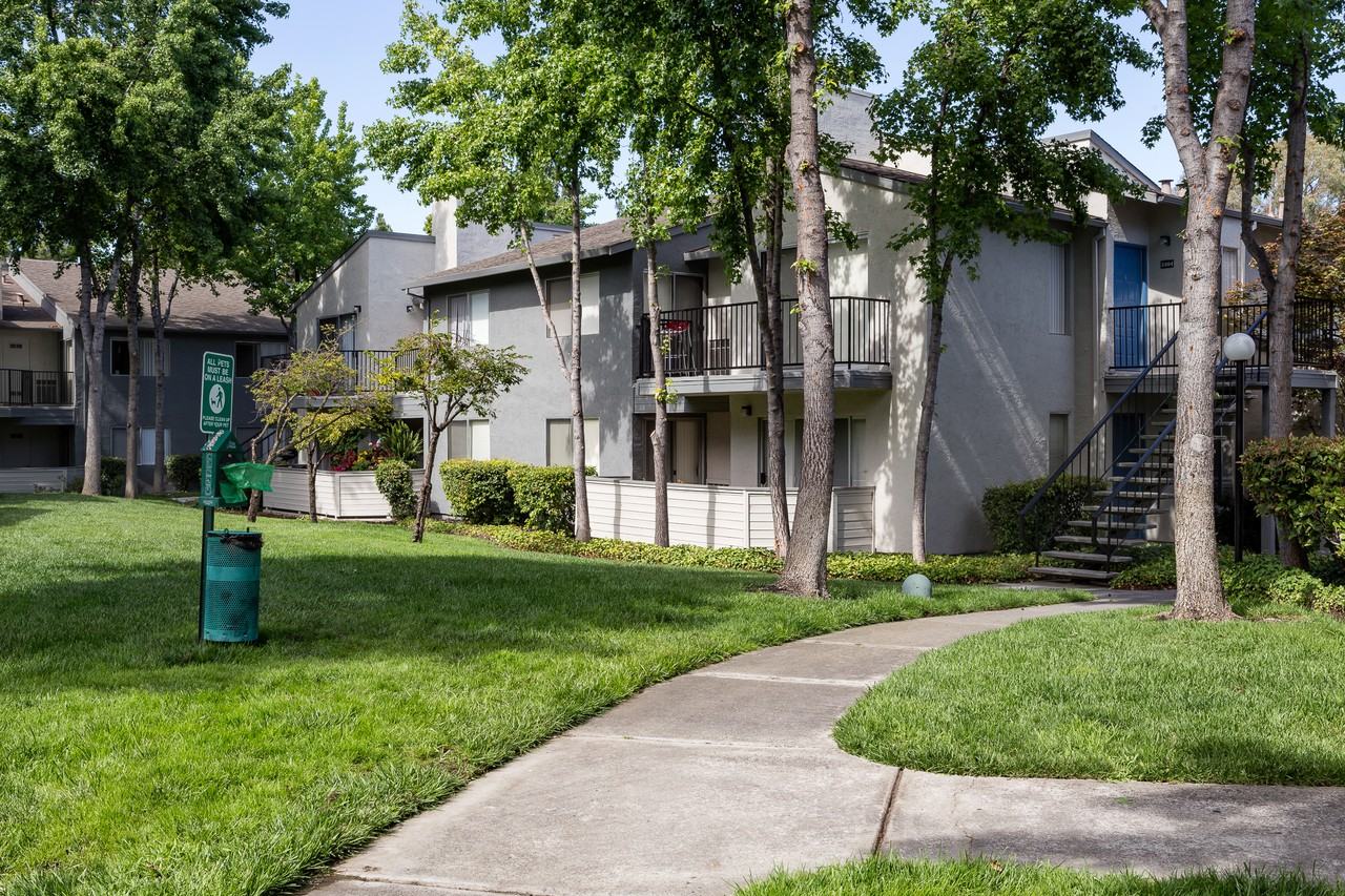 Willow Creek - Photo 4 of 40