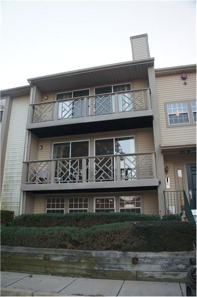 9 Cranberry Ct - Photo 2 of 21