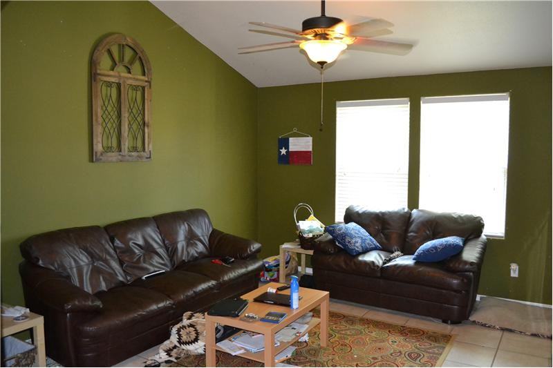 2812 Mildred St - Photo 2 of 6