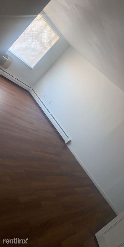 100 100 Benton St 210 - Photo 2 of 7