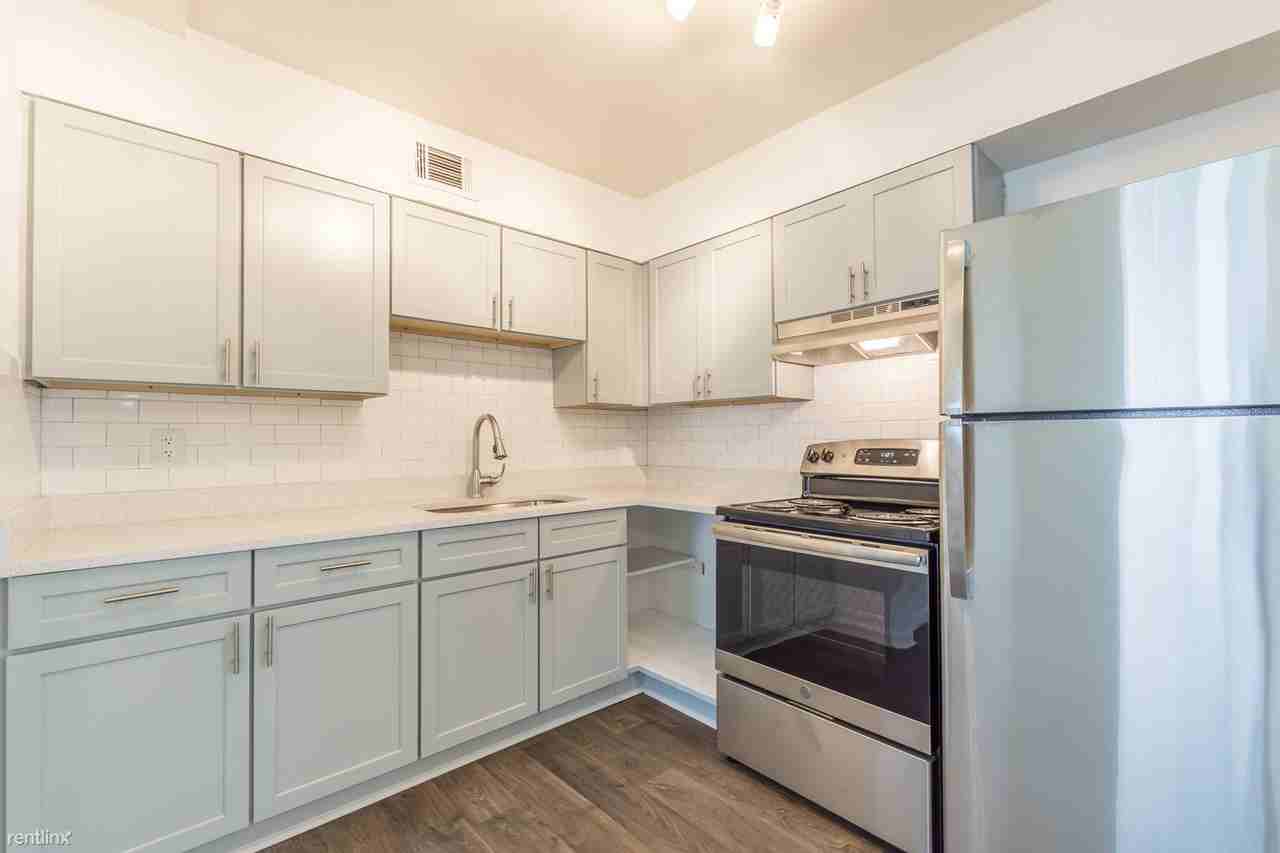 Midwood View Apartments - Photo 2 of 13