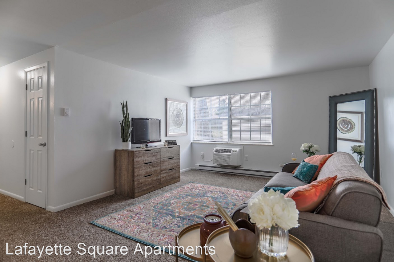 Prime Square Apartments and Townhomes - Photo 6 of 138