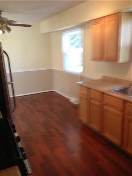 8161 Hearthway Ave - Photo 3 of 6