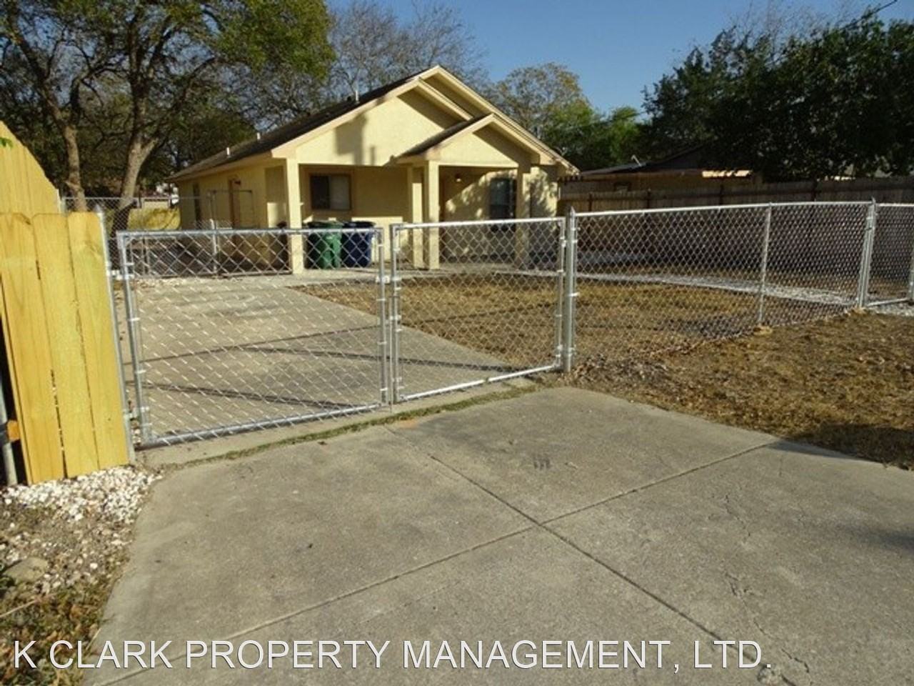 204 Vista Rd - Photo 2 of 32