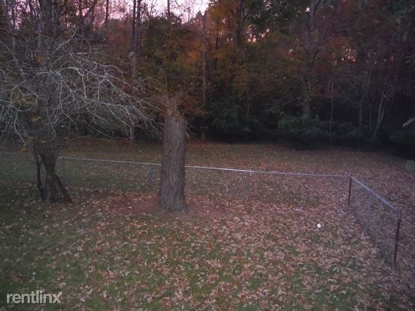 5768 NC-33 - Photo 2 of 10