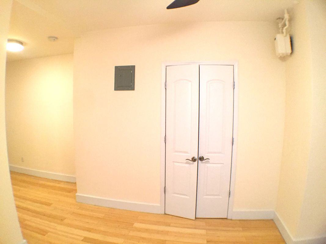 STEPS TO COLUMBIA UNIVERSITY!!! NO FEE PREMIUM RENTAL!!!! 1800!! - Photo 3 of 5
