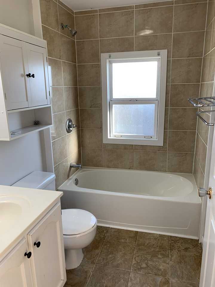 551 Hillsborough Rd - Photo 3 of 11