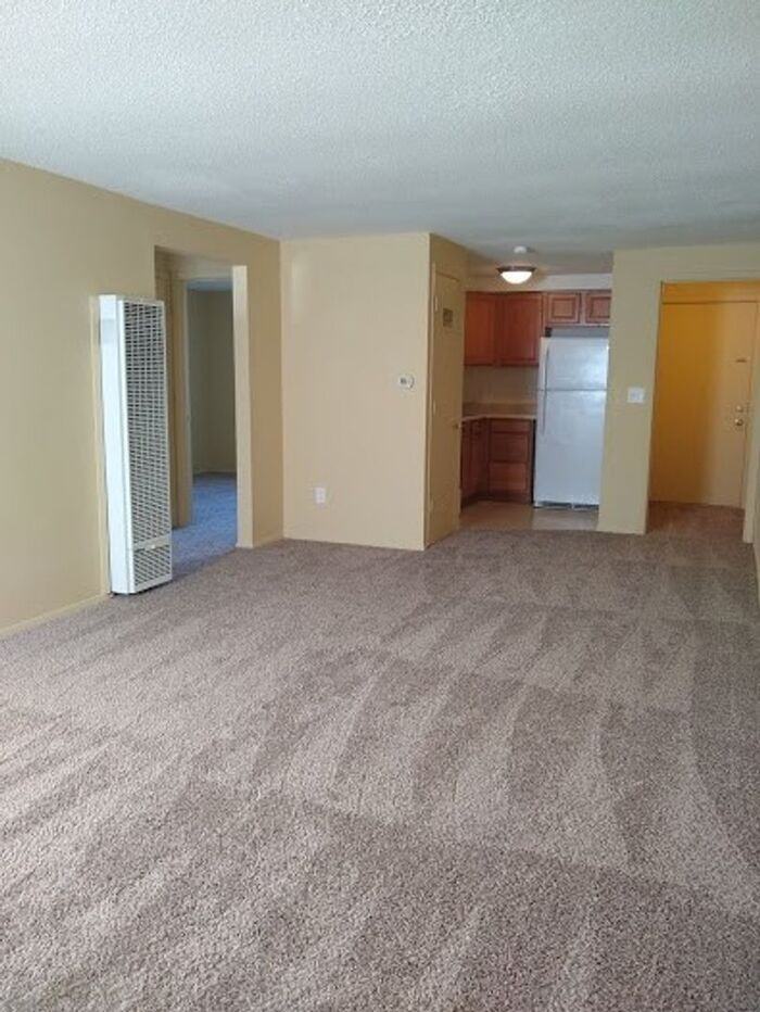 3954 N Jackson Ave - Photo 3 of 13