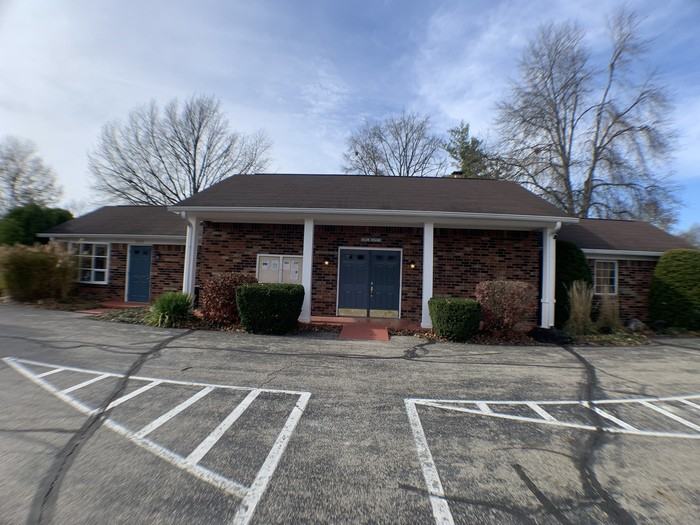 922 Hoover Village Dr #D - Photo 2 of 25