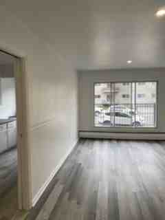 440 Boulevard Galland - Photo 2 of 6