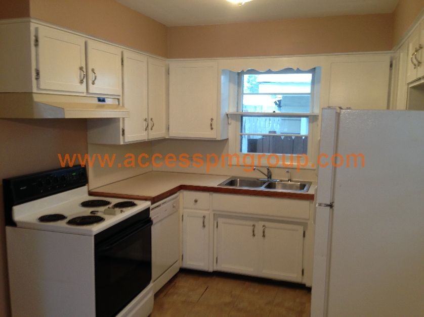 3947 Flamingo Ave SW - Photo 3 of 19