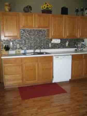 404 Sandra St - Photo 3 of 21